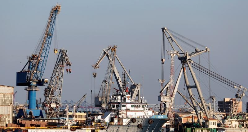 مصر و\"ميرسك\" تعتزمان تدشين شبكة لإنتاج وتوزيع الوقود النظيف للسفن