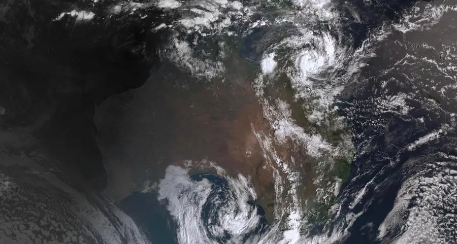 Australian resort towns along Great Barrier Reef brace for cyclone