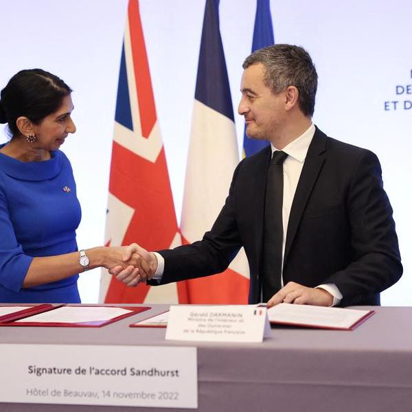 France, UK sign new deal to thwart migrant Channel crossings