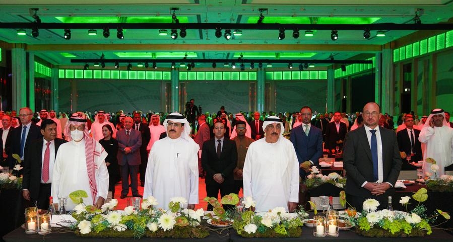 DEWA honours sponsors & partners of 24th WETEX, Dubai Solar Show and 8th World Green Economy Summit