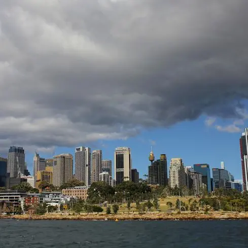 Australia and elsewhere shake off COVID to ring in 2023