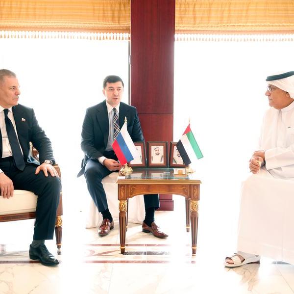 Abu Dhabi Chamber discusses strengthening relations with Chairman of the Russian-Emirati inter-parliamentary Group