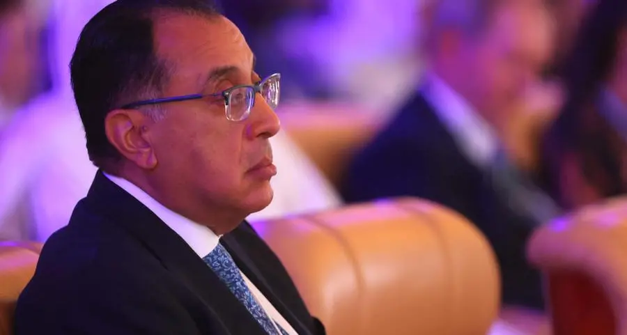 Egyptian PM explores mobile phone manufacturing, hotel room expansion plans