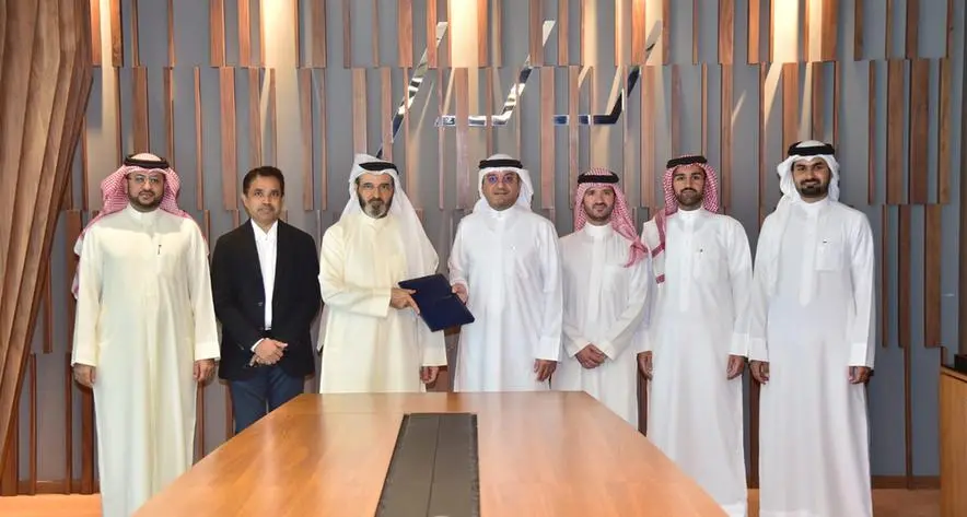 ‘Seef Properties’ signs agreement with ‘Cineco’ to open ‘Al Liwan Cinema’