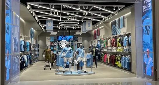 Manchester City and Puma unveil new City store in Dubai Mall