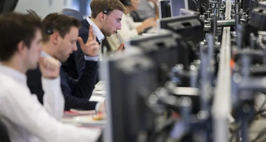 European stocks edge higher as rate cuts keep investors upbeat