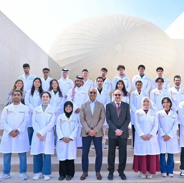 WCM-Q students shadow physicians at affiliate hospitals