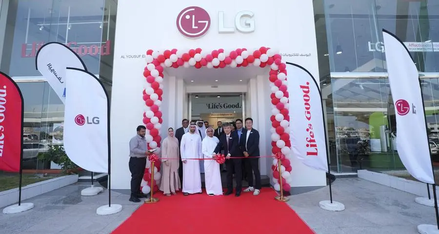 LG and Al Yousuf Electronics open new LG AI Home showroom featuring the region's first LG AI Home experience zone
