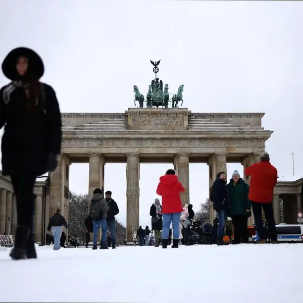 Winter weather upends travel in Germany for a second day