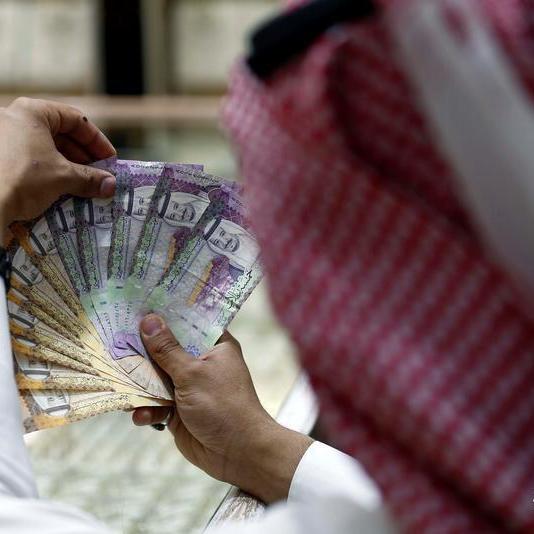 صادرات السعودية تقفز في أبريل بدعم مبيعات النفط
