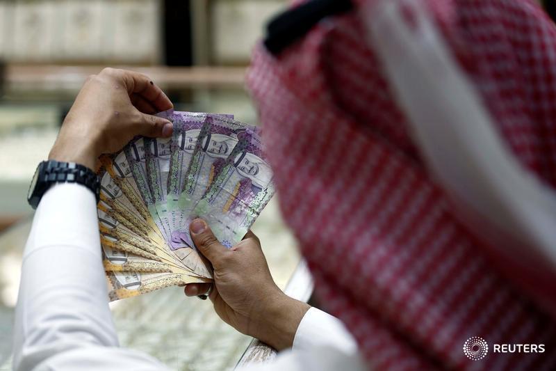 صادرات السعودية تقفز في أبريل بدعم مبيعات النفط