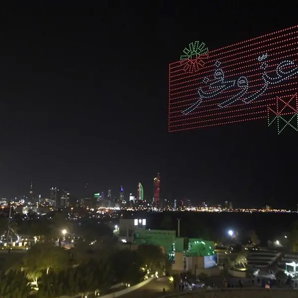عرض مميز في سماء الكويت احتفالاً بالأعياد الوطنية