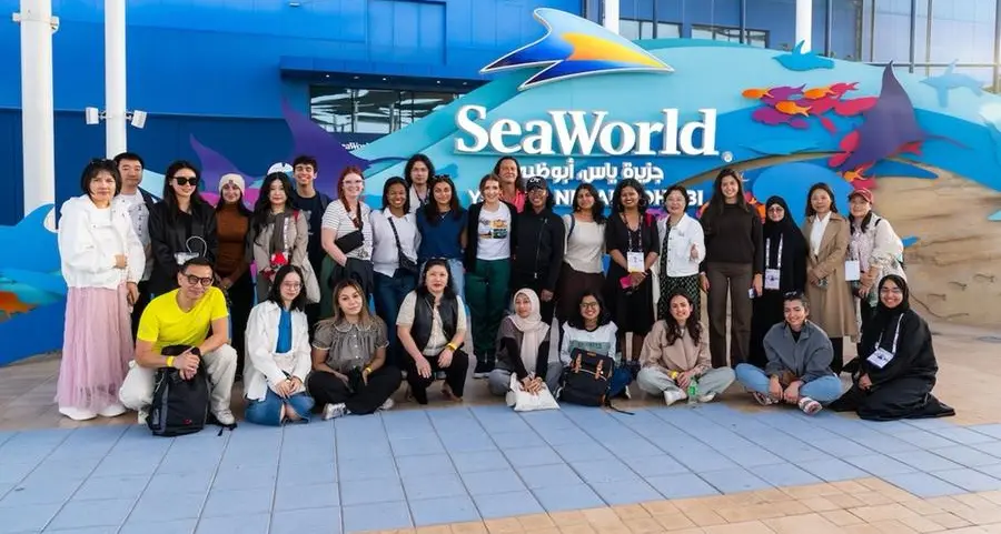 SeaWorld Yas Island Abu Dhabi and The Yas SeaWorld Research & Rescue Center welcome over 100 CNN Academy students from around the world