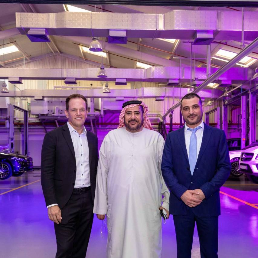 ’شركة الإمارات للسيارات‘ تُدشِّن رسمياً صالة عرضها الجديدة الرقمية بالكامل على طريق المطار إضافة لمركز خدمة مبتكَر ومتطوِّر جداً