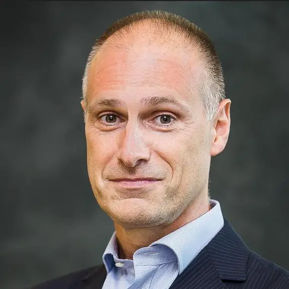 Lenovo storage innovation and channel-centric strategy drives record growth and infrastructure leadership