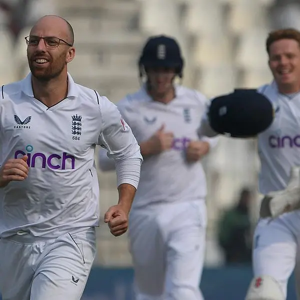 Leach leads attack as England dismiss Pakistan for 202 in second Test