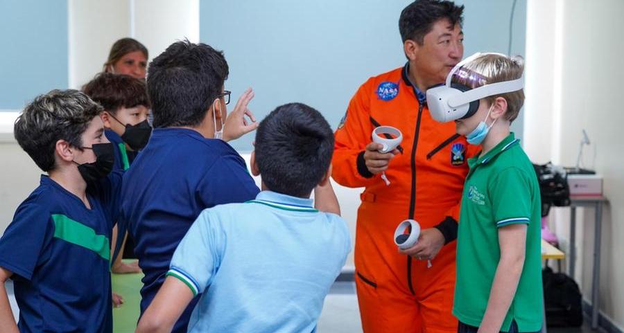 مدرسة \"ولسبرينج\" برأس الخيمة تطلق أول برنامج تعليمي لعلوم الفضاء في الإمارات والمنطقة