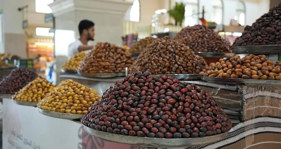 The Ninth Annual Souq Al Jubail Dates Festival continues its activities amid large public turnout