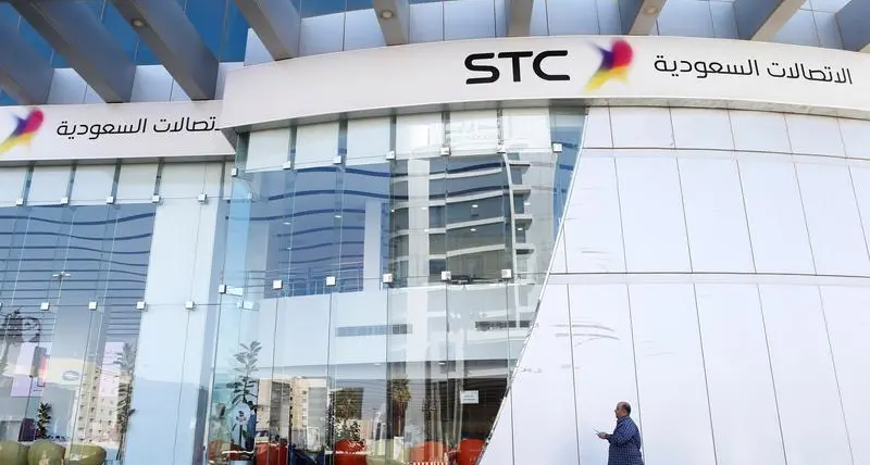 Saudi wealth fund PIF sells stake in STC for more than $1bln