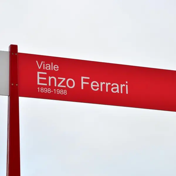 Driver's 'Ferrari' puts Venice race in higher gear