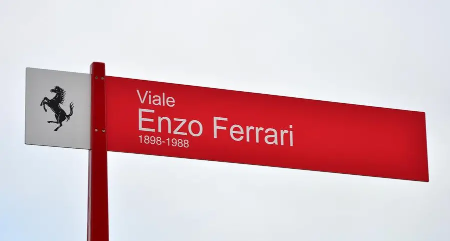 Driver's 'Ferrari' puts Venice race in higher gear