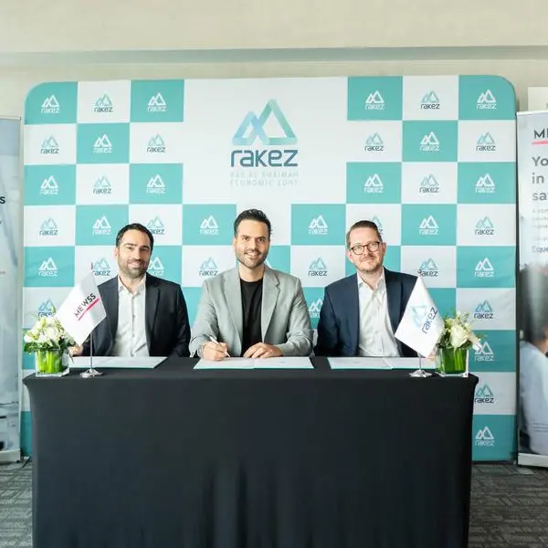 RAKEZ enters strategic partnership with Praxis and Equevu to enhance workplace savings for its business community