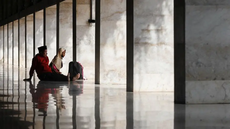 Ramadan: Scenes around the world