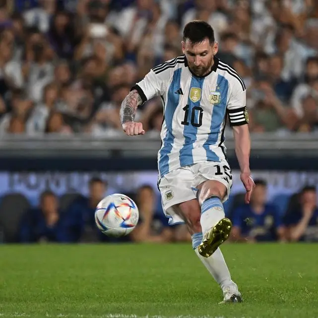 Messi scores in Artgetina's homecoming celebration