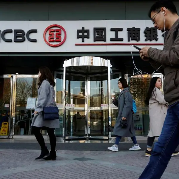 Top China bank ICBC posts flat Q3 profit