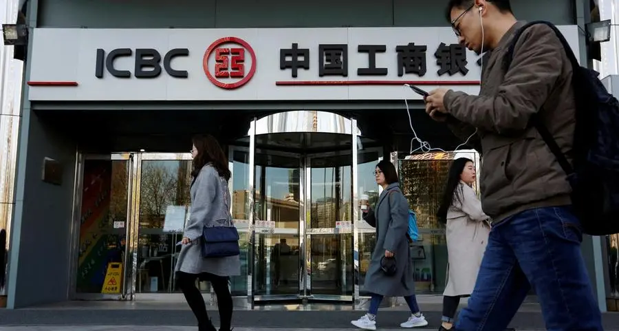 Top China bank ICBC posts flat Q3 profit