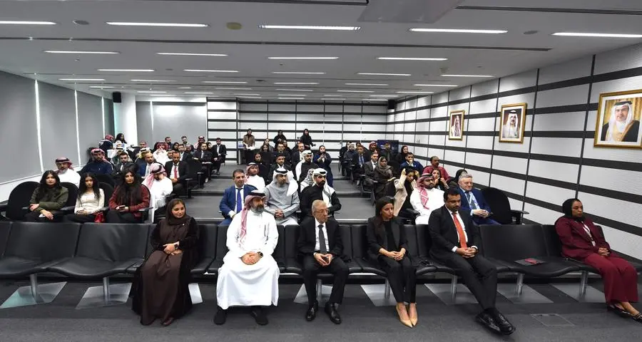 Bahrain Bourse holds Townhall meeting and Long Service Awards ceremony