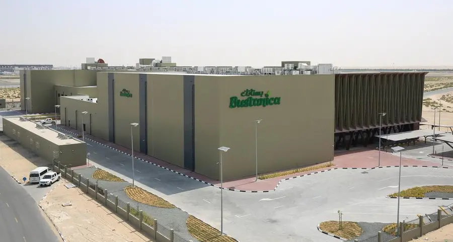 Group AMANA delivers the world’s largest vertical farm in Dubai South