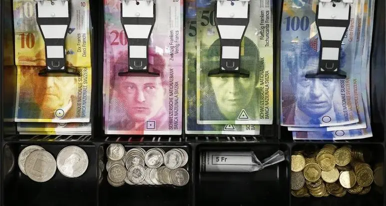 Swiss franc rises to more than 4-1/2 year high vs euro