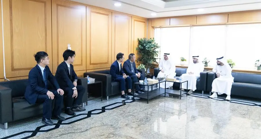 Ajman Chamber receives a delegation from the Gulf Chinese Trading Corporation