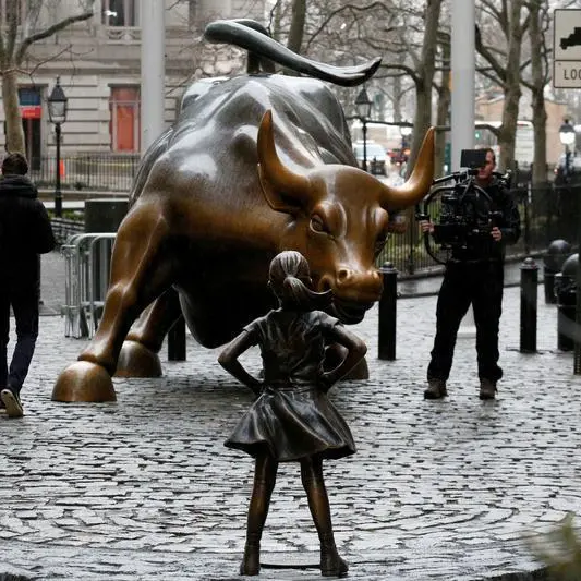 Most US companies seen sticking with quarterly reporting