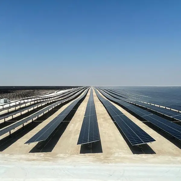 \"مصدر\" الإماراتية توقع اتفاق لمشروعات للطاقة الشمسية في زامبيا بملياري دولار