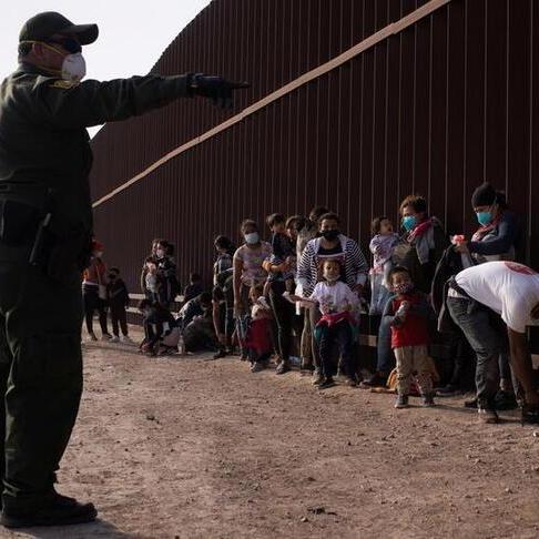 U.S.-Mexico migration talks 'constructive,' not 'threatening' - White House