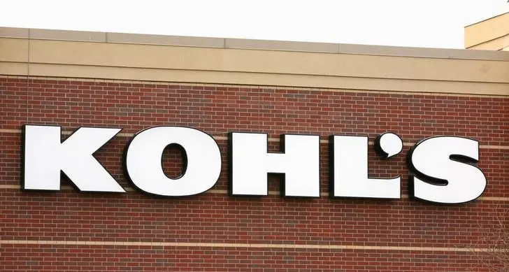 Kohl's snub of big sale-leaseback sets up new clash with hedge funds