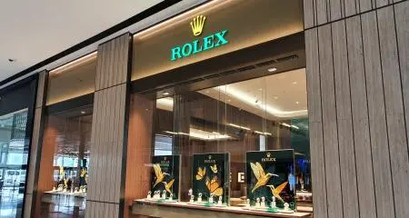 The Galleria Al Maryah Island welcomes new Rolex boutique