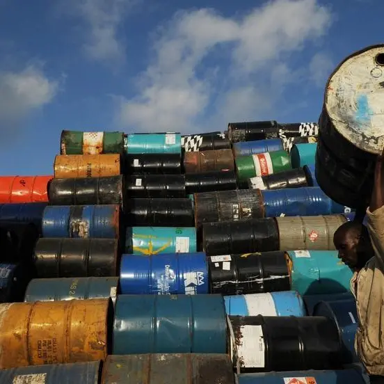 Tuesday Outlook: Asia stocks slip; oil prices ease on concerns over recession