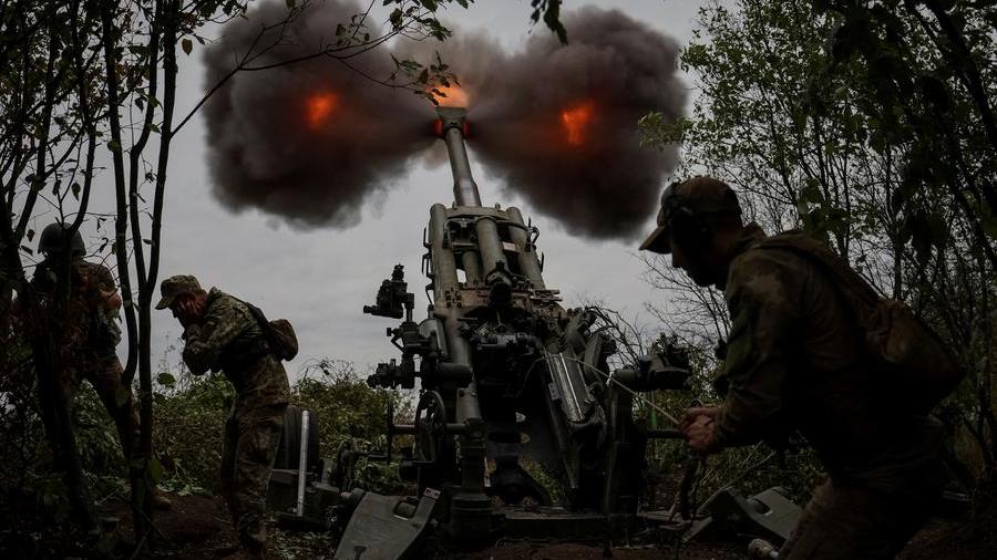 Along Ukraine's frontlines as Russia presses attack