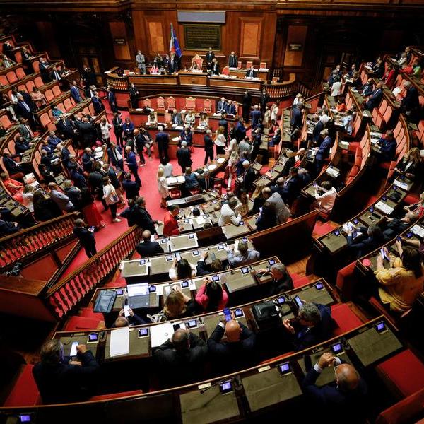 Italy's right pledges tax cuts, immigration curbs, welfare reform