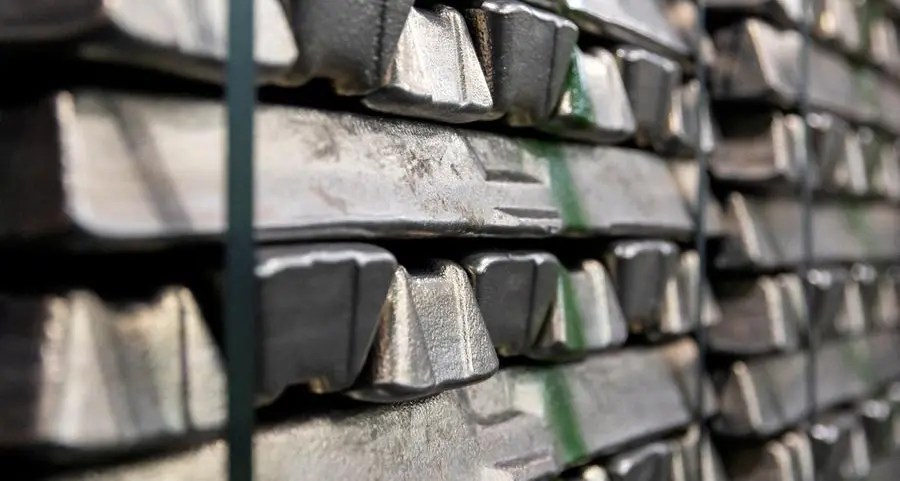 Aluminium hits 5-week high on fund buying, alumina shortage