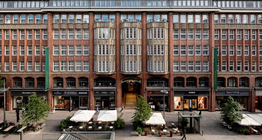 Conrad Hotels & Resorts debuts in Germany with the opening of Conrad Hamburg