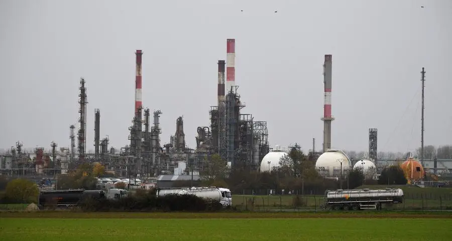 EU fails to agree gas price cap amid deep divisions