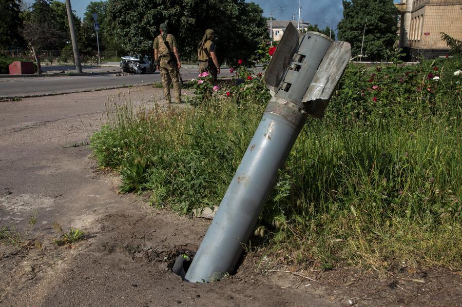 Eastern Ukraine city Lysychansk heavily shelled, many dead - governor