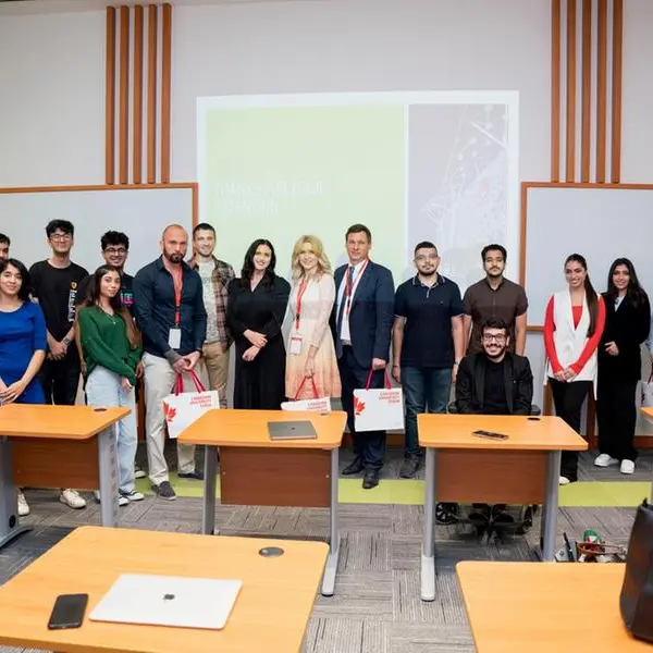 Canadian University Dubai Trading Floor to educate students on smart investment
