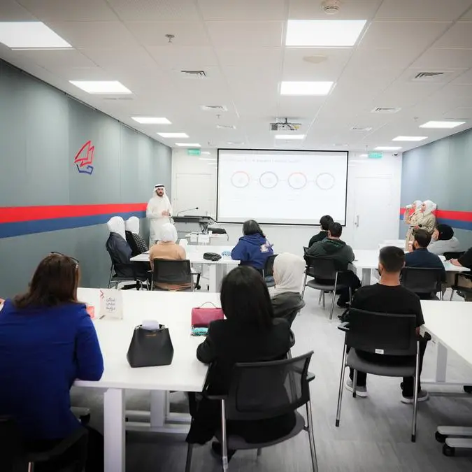 Gulf Bank hosts Australian University students to learn about best practices in treasury management