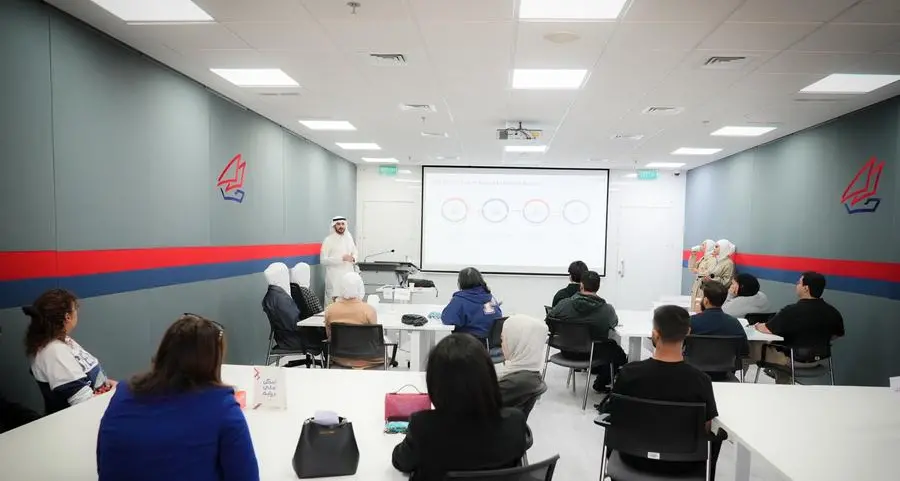 Gulf Bank hosts Australian University students to learn about best practices in treasury management