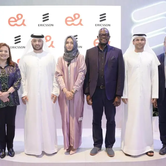 مجموعة e& تتعاون مع إريكسون لبناء شبكات مستدامة في دولة الإمارات العربية المتحدة